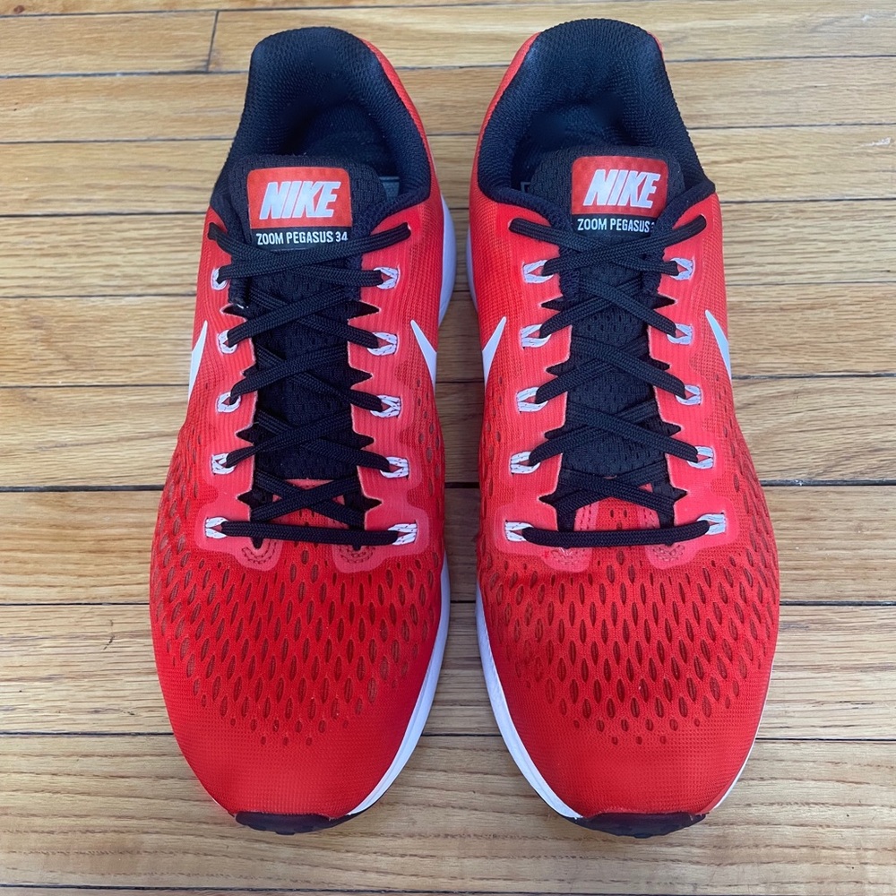 Nike Zoom Pegasus 34 - worn TWICE (like new!)